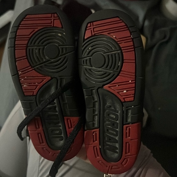 - Jordan Nike retro 2 sneakers - Picture 5 of 5